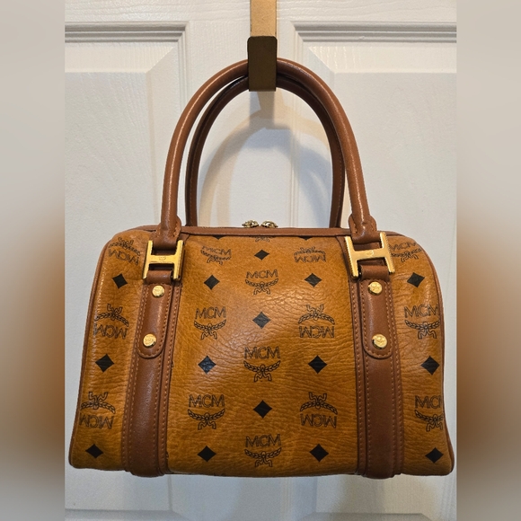 MCM COGNAC VISETOS MONOGRAM BOSTON BAG-AUTHENTIC - Picture 2 of 14